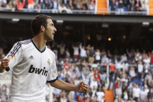 湖人什么时候上塔克？湖人塔克季后赛视频？